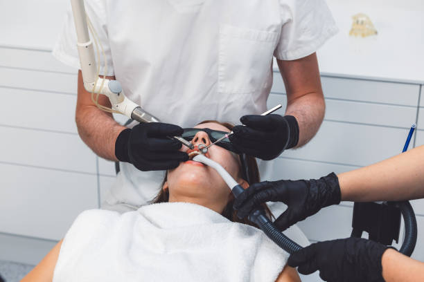 Best Emergency Tooth Extraction  in Four Bridges, OH